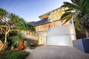 The Boat House, 5 Bryan St, Luxury Beside Beach